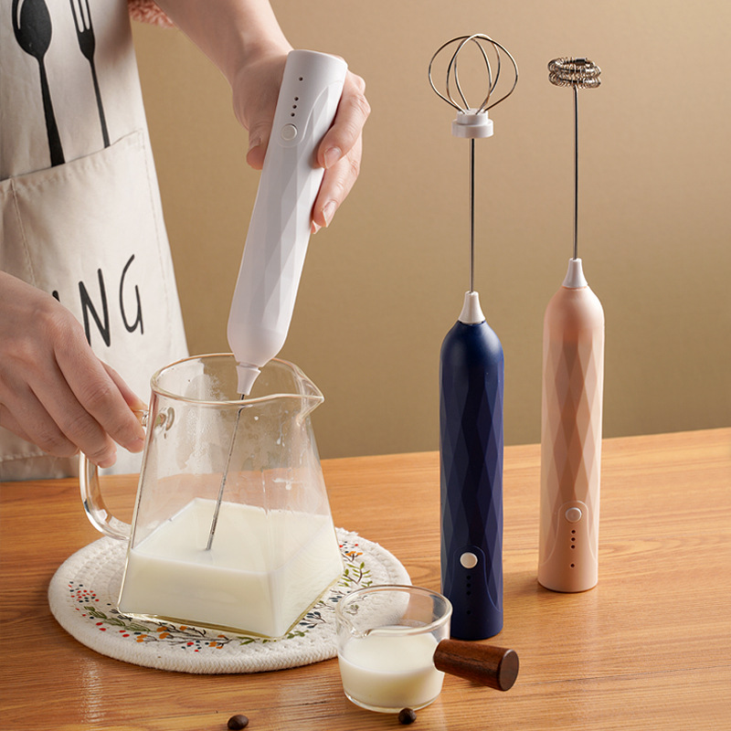 Hand Mixer Electric - เครื่องปั่นมือถือไฟฟ้า 1 ชิ้น เครื่องตีไข่ เครื่องทำฟองนม อุปกรณ์คนผสมในครัวเรือน